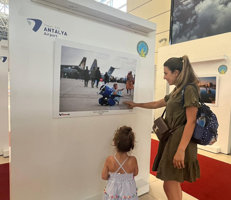 "Havacılığa Dair Kareler" Sergisi Antalya Havalimanı'nda