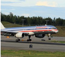 American Airlines uçağında bomba paniği