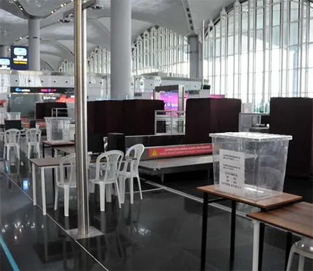 İstanbul Havalimanı'nda 2. tur için sandıklar kuruldu