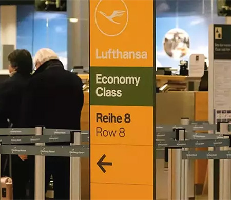 Almanya'da Lufthansa çalışanları greve gitti