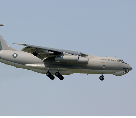 Pakistan iki yardım uçağı gönderiyor