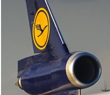Lufthansa kâr hedefini düşürdü