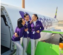 Suudi Arabistan'da tamamı kadınlardan oluşan ilk uçuş gerçekleşti