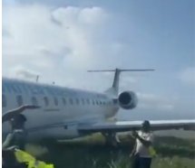 Nijerya'da yolcu uçağı pistten çıktı
