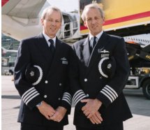 İkiz pilotlar aynı gün son uçuşu yapıp emekli oldular