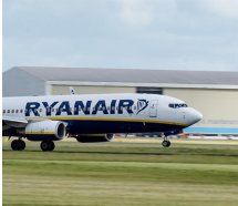 Ryanair uçağı bomba ihbarı nedeniyle acil iniş yaptı