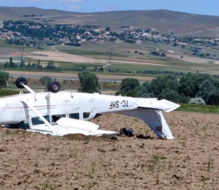 Nevşehir'de eğitim uçağı düştü